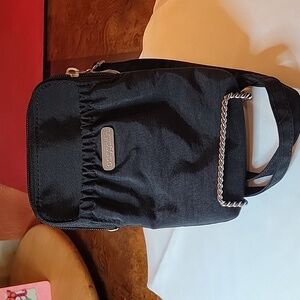 Baggallini Black Nylon Crossbody 7"x5"  NOTE: Wrist strap is missing